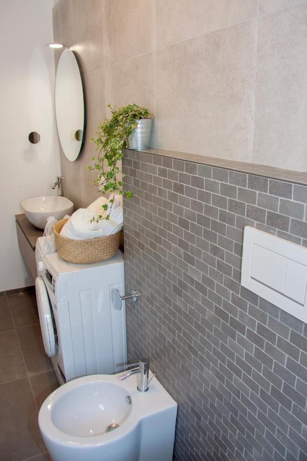 Residenza Palmina Appartement Rimini Buitenkant foto